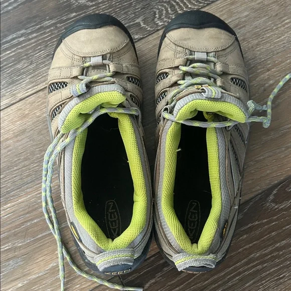 KEEN Women's Voyageur Hiking Shoes - Picture 5 of 8